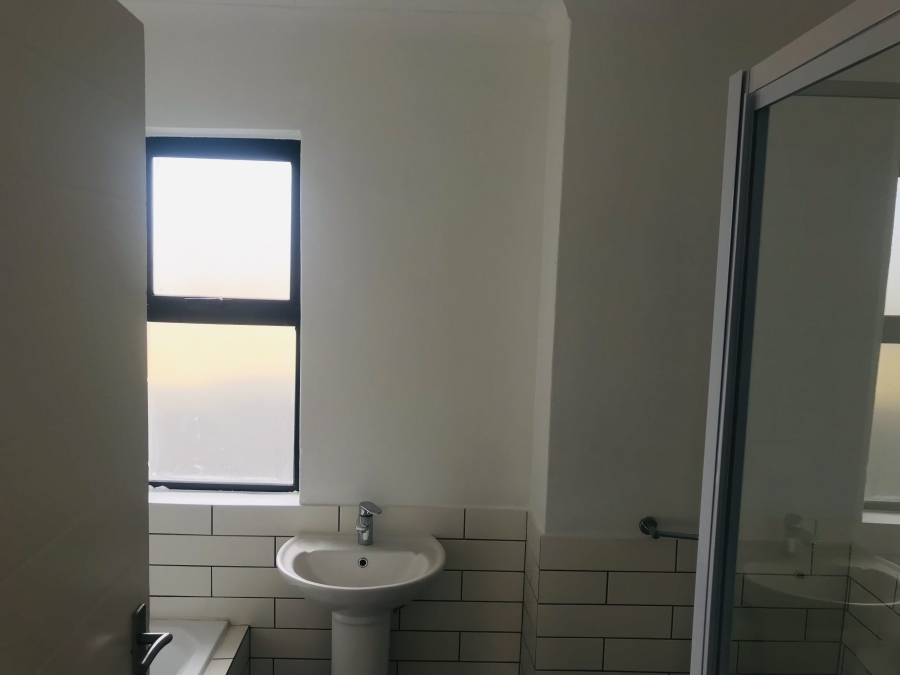 2 Bedroom Property for Sale in Aberdeen Eastern Cape